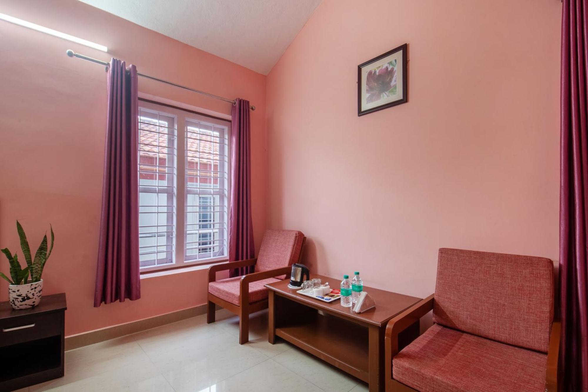 Treebo Yajna Comforts KODAGU Buitenkant foto